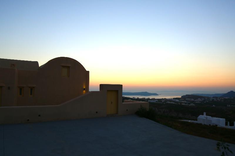 North Santorini A Luxury Spa Hotel Pyrgos Kallistis Exterior foto